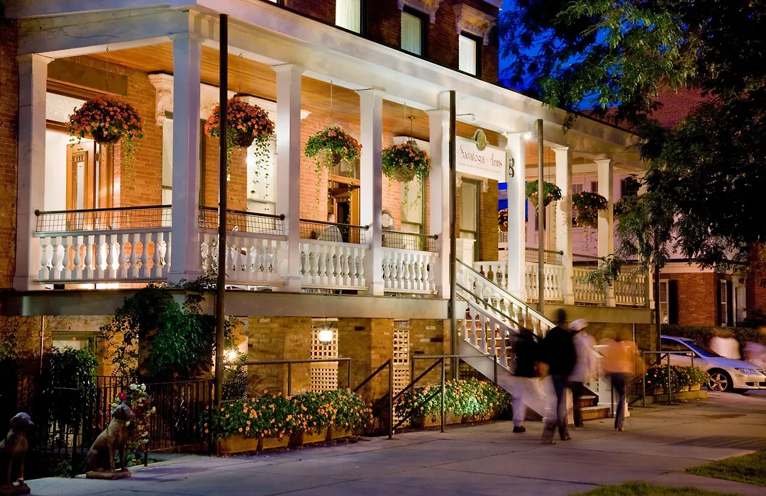 Saratoga Arms Hotel-1